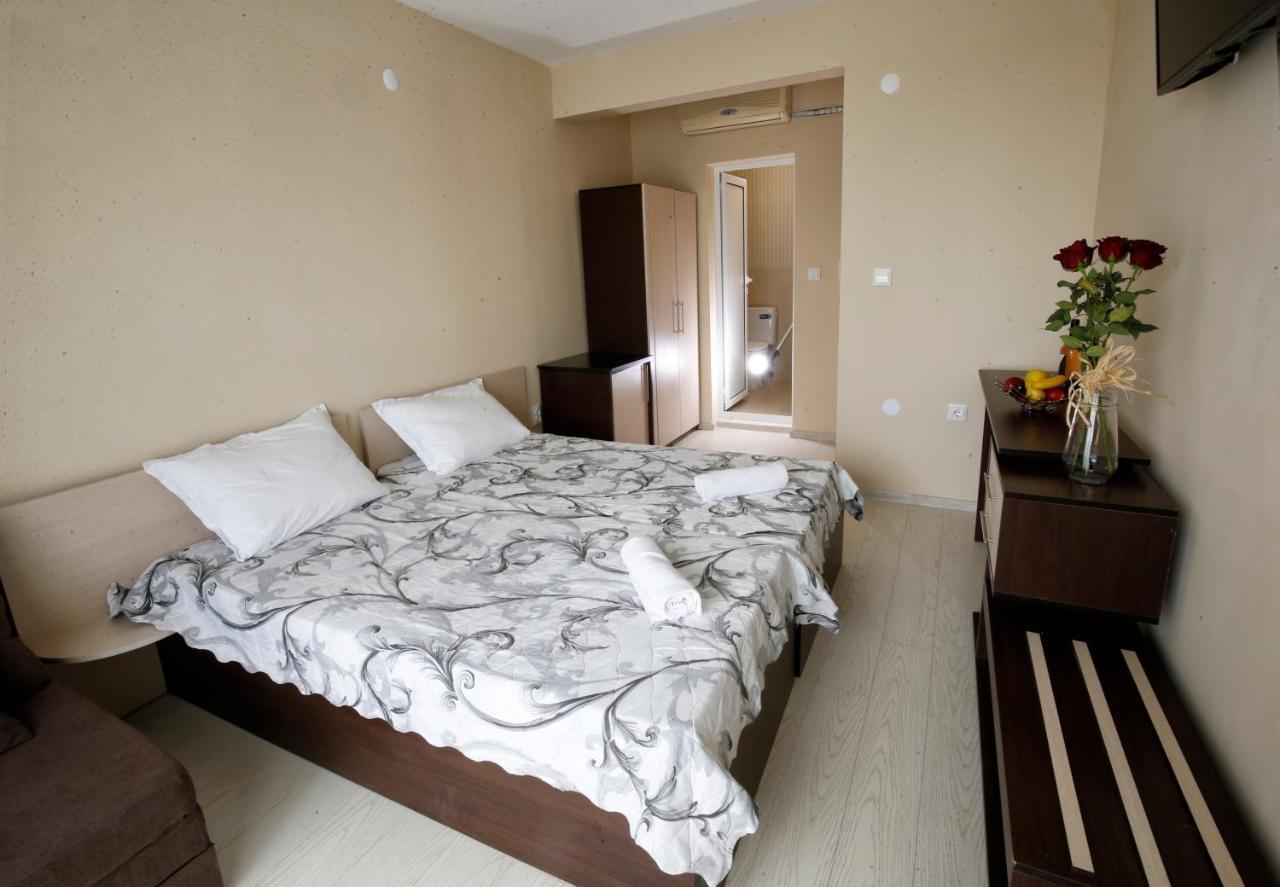 Stayinn Rainbow Houses Beachfront By Asteri Hotels Sluneční pobřeží Exteriér fotografie