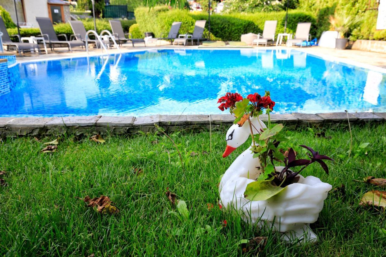 Stayinn Rainbow Houses Beachfront By Asteri Hotels Sluneční pobřeží Exteriér fotografie