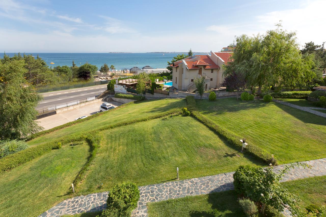 Stayinn Rainbow Houses Beachfront By Asteri Hotels Sluneční pobřeží Exteriér fotografie